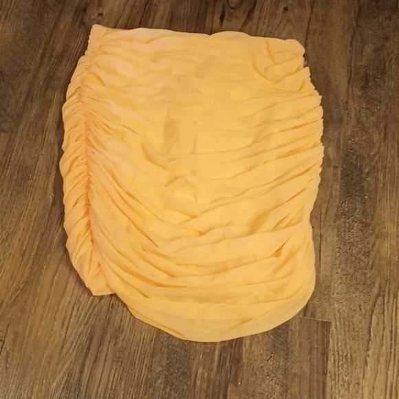 Babaton Highlighter Orange Ruched Gathered Mini Skirt QQQ - Picture 1 of 5